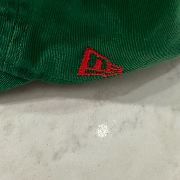 New Era Green and Red Boston Redsox  Baseball Cap Hat - Picture 2 of 6